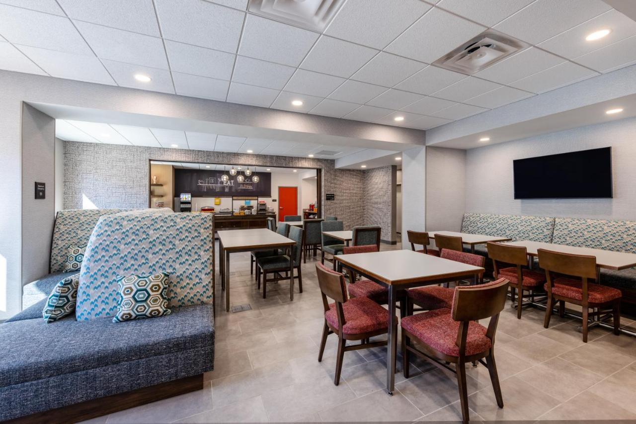 Hampton Inn Columbus Downtown, Ga Bagian luar foto