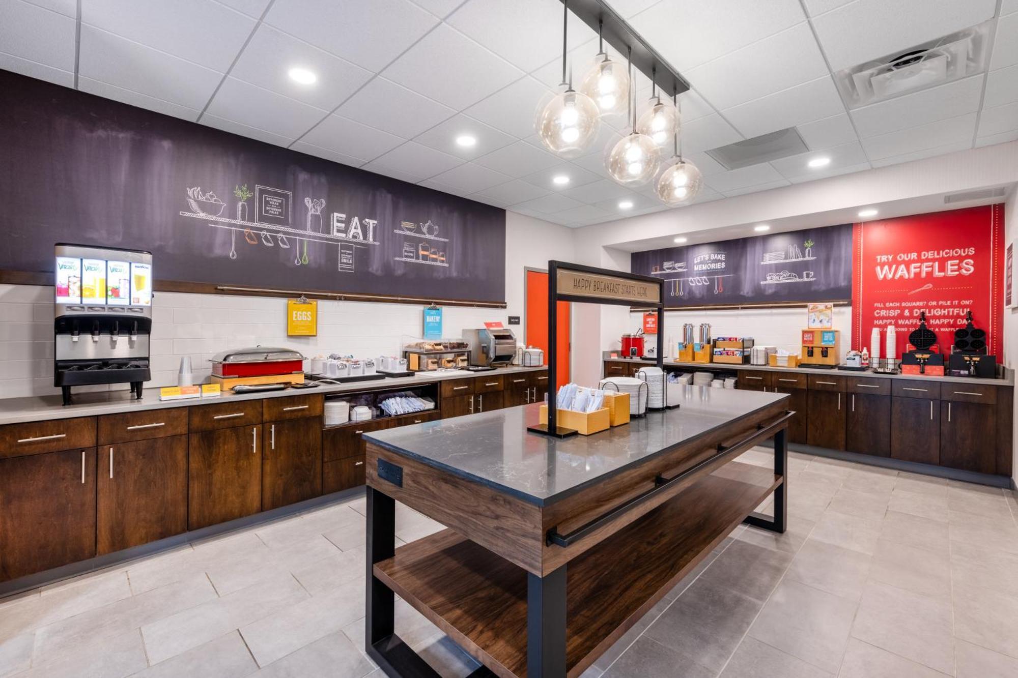 Hampton Inn Columbus Downtown, Ga Bagian luar foto